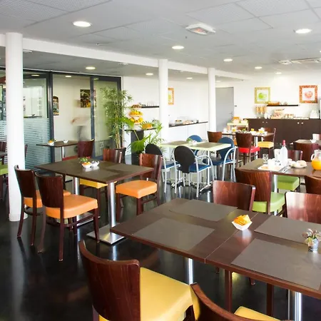 - Aparthotel Bordeaux