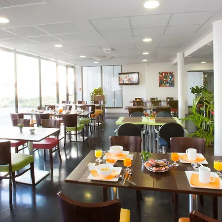 - Aparthotel Bordeaux