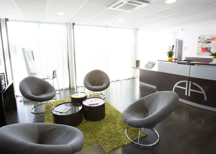 アパートホテル -