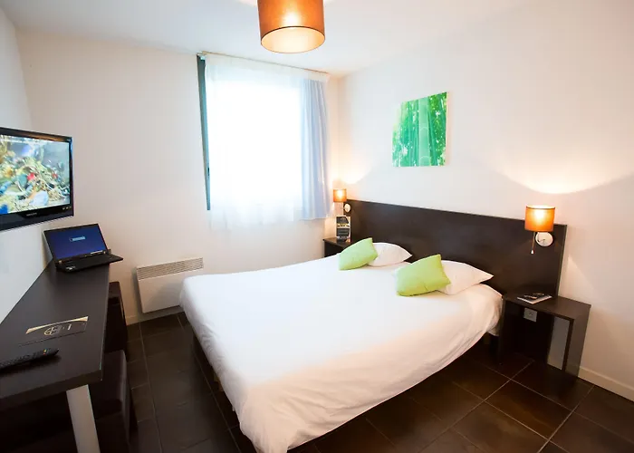 アパートホテル -