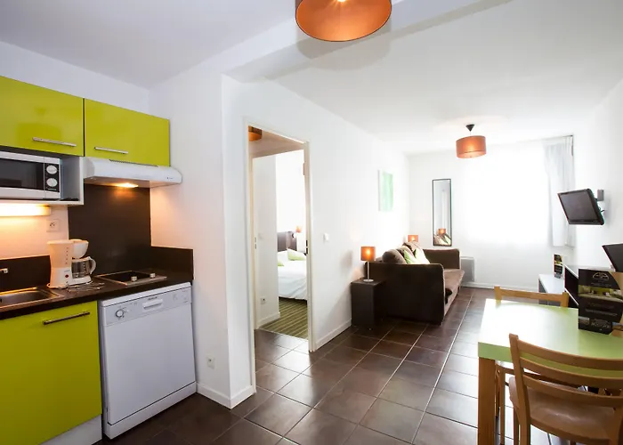 - アパートホテル ボルドー