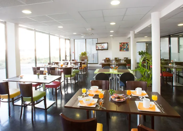 - アパートホテル ボルドー