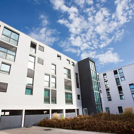 - Parc Des Expositions 3* Bordeaux