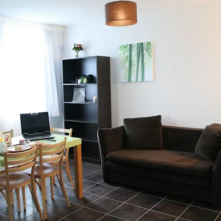 - Apart Otel