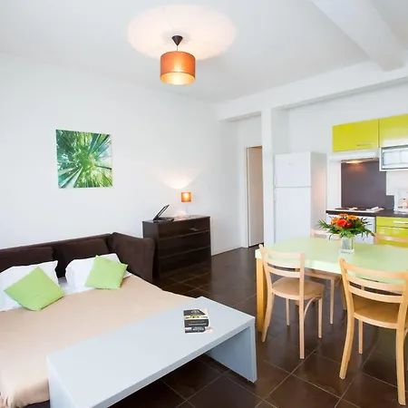 All Suites Appart Hotel - Bordeaux Lac 3*